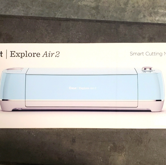 Cricut Explore Air 2-Light Blue